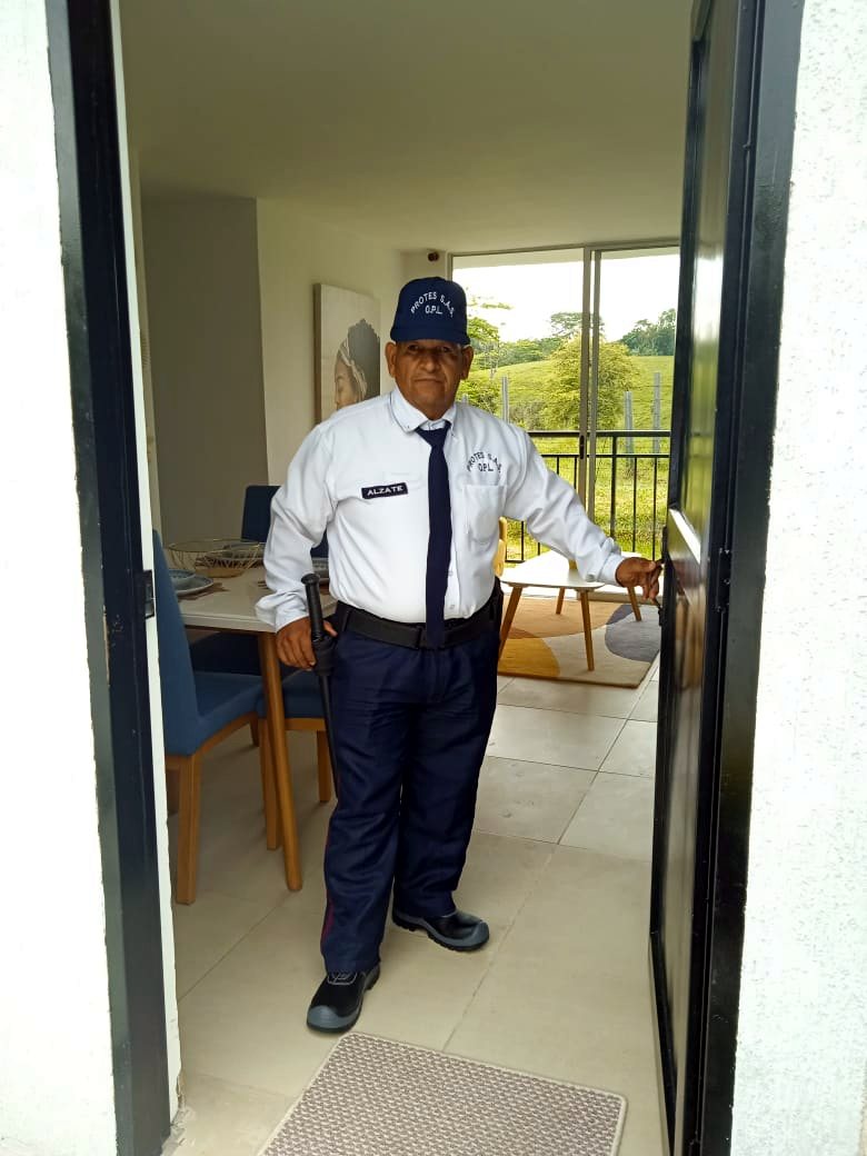 Portero de PROTES en servicio